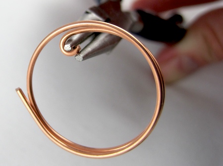 Easy Steps in Making Hoop Earrings