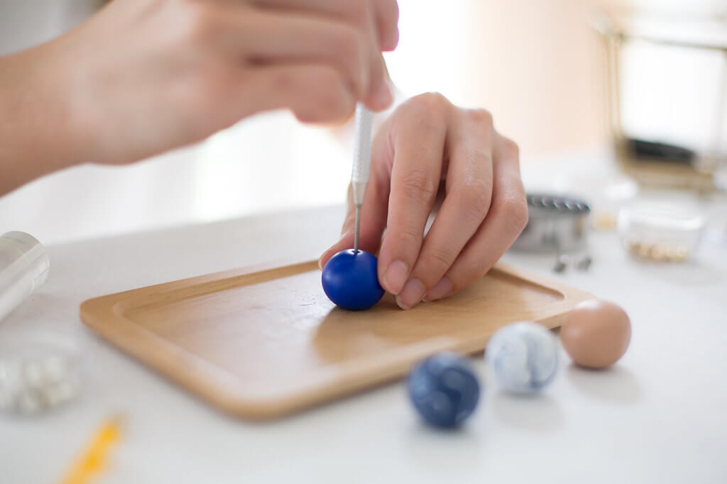Drilling holes