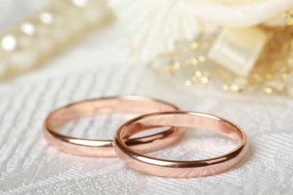 anneaux de mariage en or rose