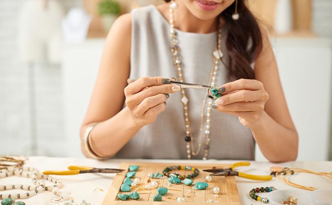 10 Easy Steps to Start Jewelry Making