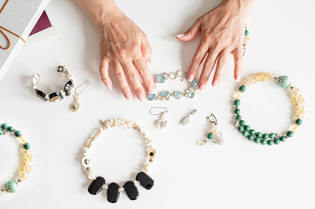 271997-1600×1066-recycled-jewelry-companies