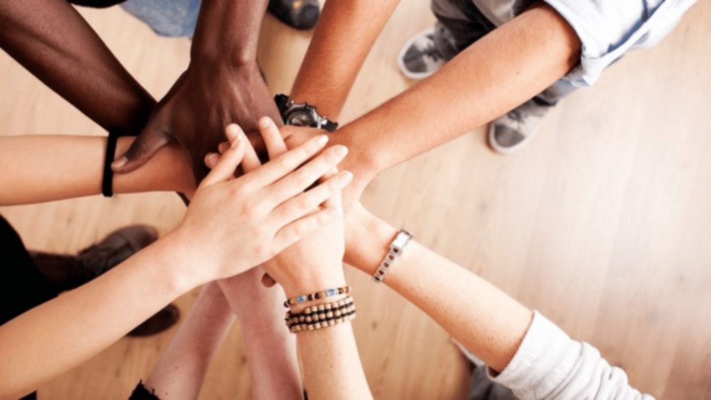 Building a Loyal Community: Engaging Your Audience and Fostering Brand Advocacy 