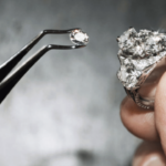 Custom vs. Ready-Made Jewelry: A Comprehensive Guide